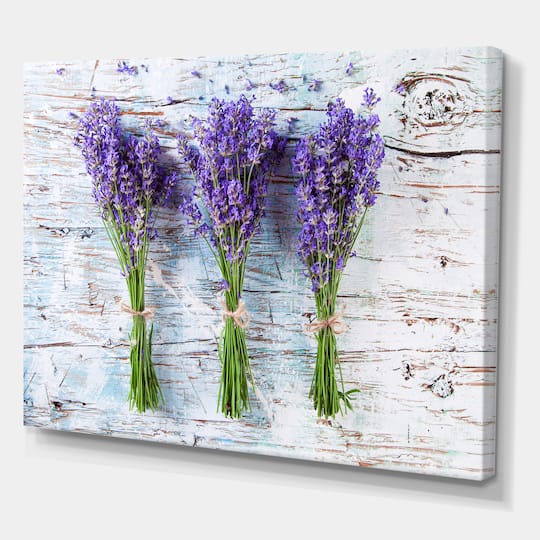 Designart - Fresh Lavender On Wood